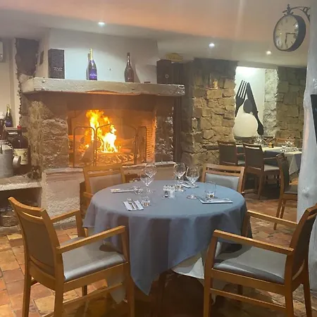 Saint Donat Ξενοδοχείο *
