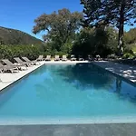 Saint Donat Otel *