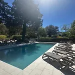 Saint Donat Otel *