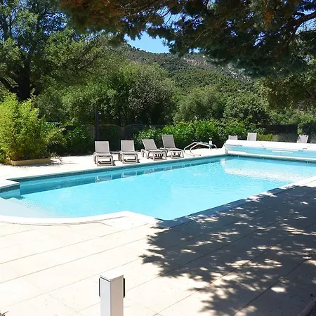 Saint Donat Ξενοδοχείο